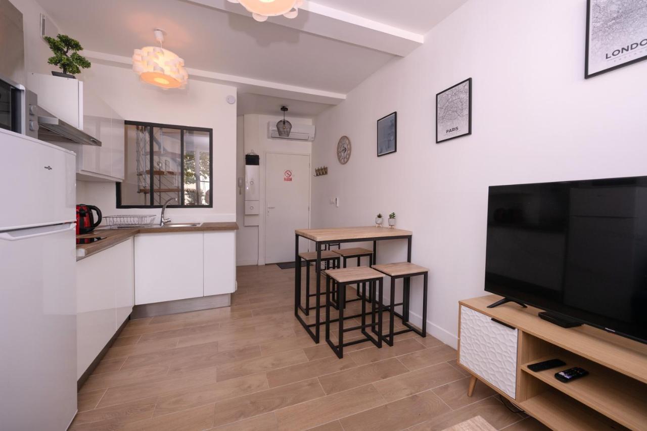 Le Nostradamus - Magnifique Appartement Cours Principal Plein Centre Avec Parking Salon-de-Provence Exteriér fotografie