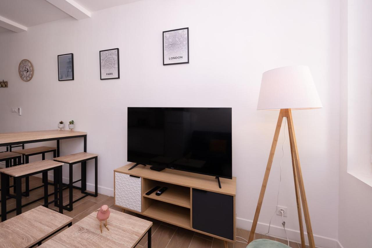 Le Nostradamus - Magnifique Appartement Cours Principal Plein Centre Avec Parking Salon-de-Provence Exteriér fotografie